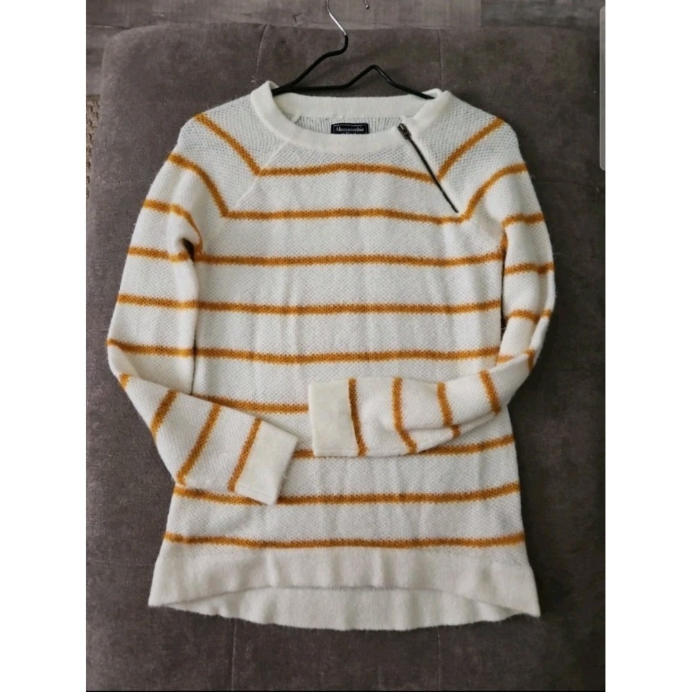 Stripped Abercrombie and Fitch Sweater Womens Size XSmall